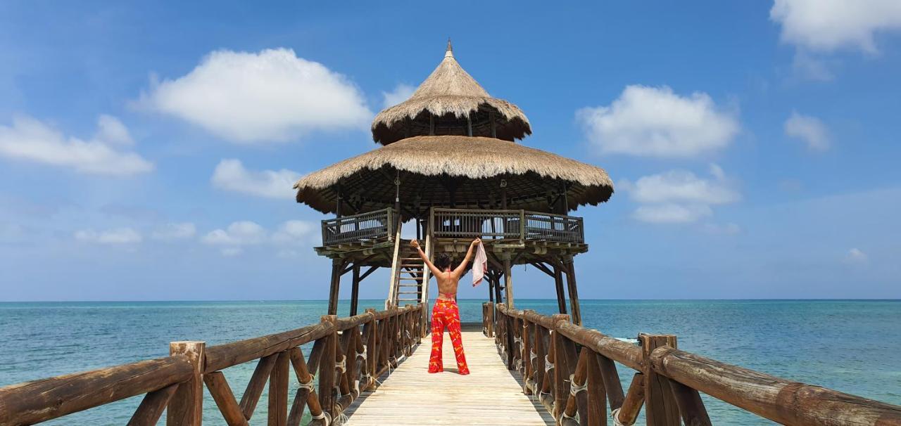 فندق El Embrujo Tintipan Tintipan Island المظهر الخارجي الصورة