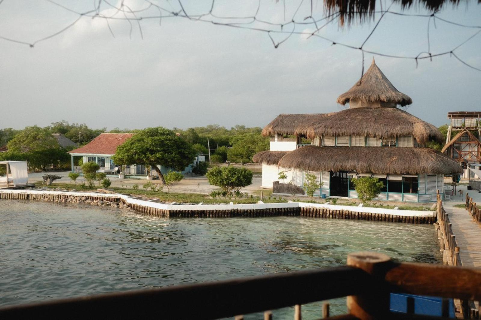 فندق El Embrujo Tintipan Tintipan Island المظهر الخارجي الصورة