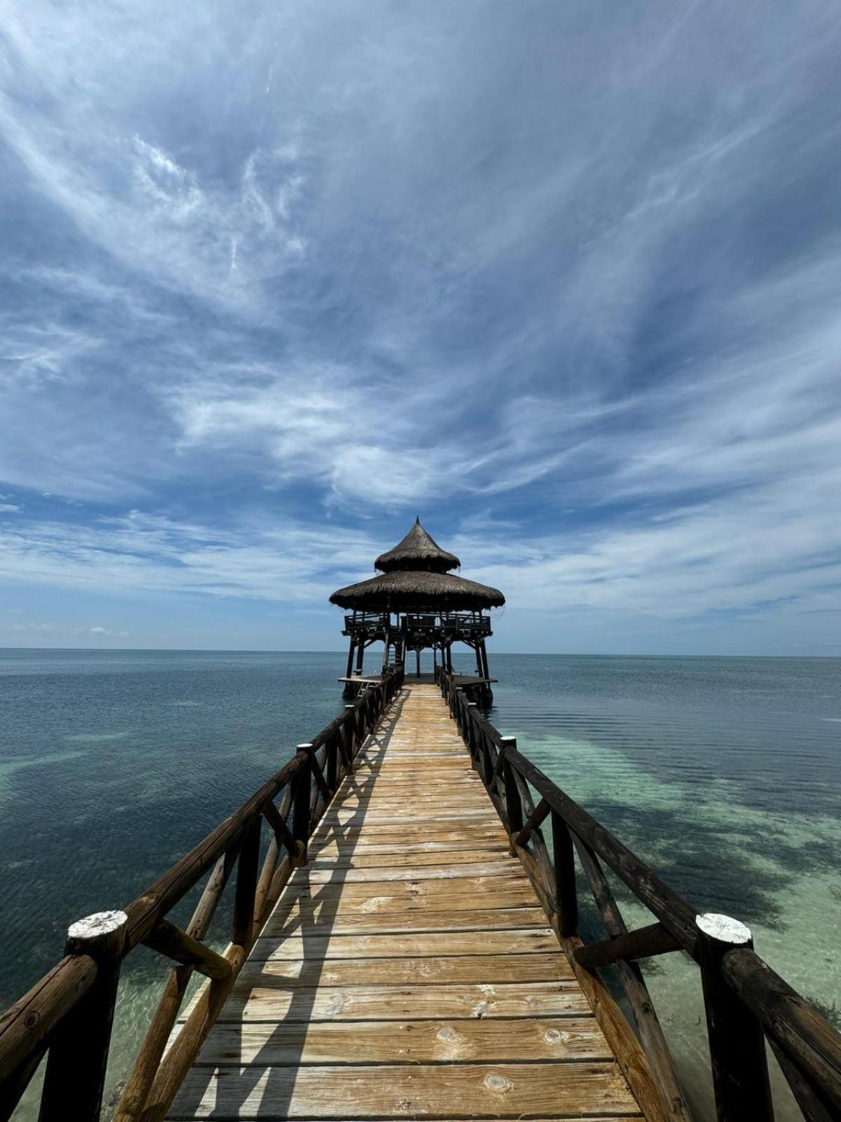 فندق El Embrujo Tintipan Tintipan Island المظهر الخارجي الصورة